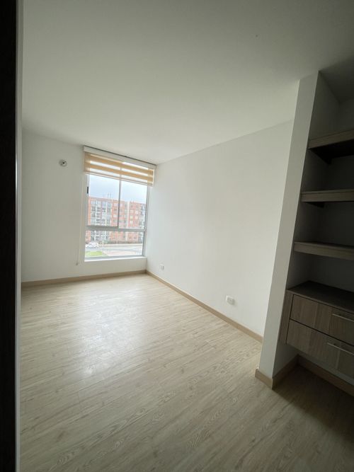 Apartamento de 3 alcobas en venta en La Prosperidad, Madrid, 66 m² · foto 11 de 22