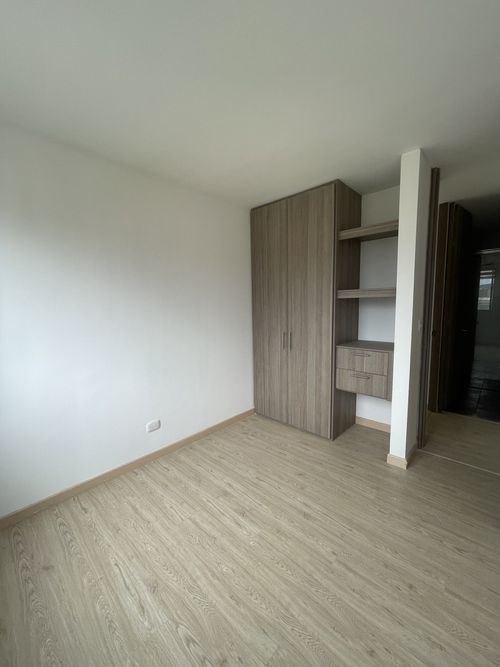 Apartamento de 3 alcobas en venta en La Prosperidad, Madrid, 66 m² · foto 18 de 22