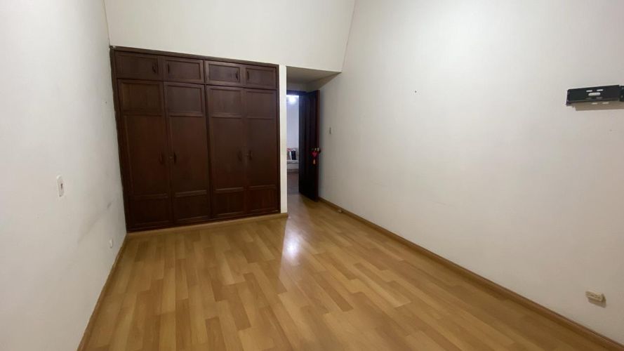 Casa de 5 alcobas en venta en Los Angeles, Pereira, 602 m² · foto 3 de 14