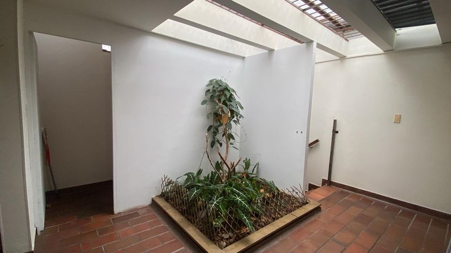 Casa de 5 alcobas en venta en Los Angeles, Pereira, 602 m² · foto 7 de 14