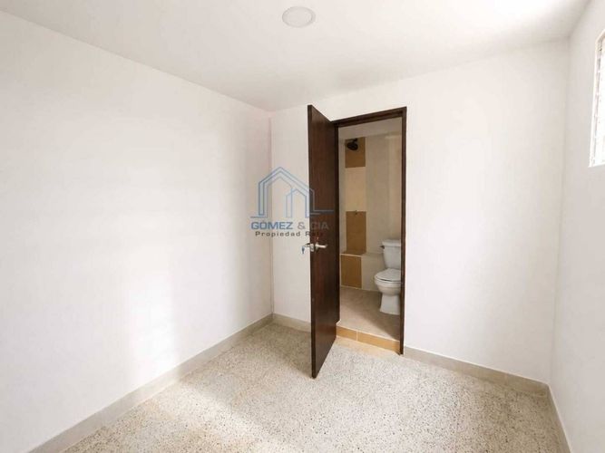 Apartamento de 3 alcobas en venta en Laureles, Medellín, 148 m² · foto 14 de 15