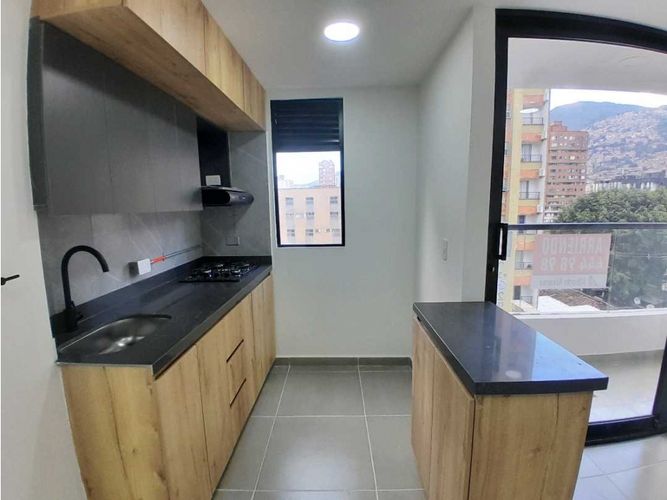 Apartaestudio en arriendo en Santa Ines, Medellín, 38 m² · foto 2 de 14
