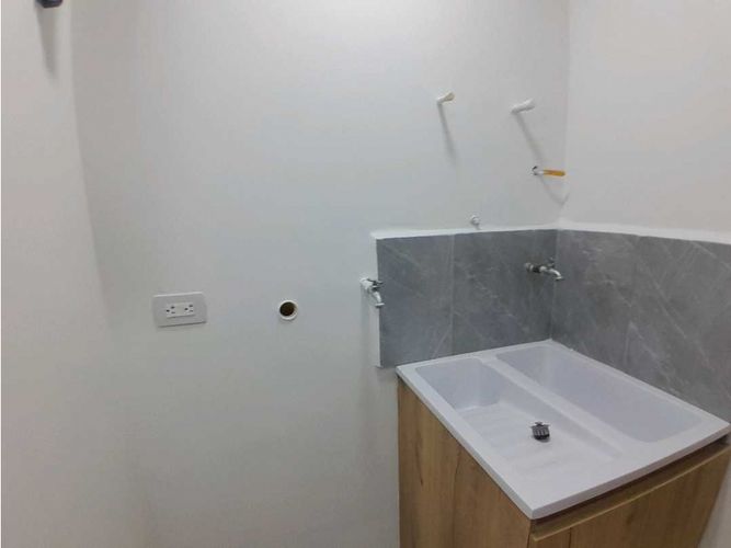 Apartaestudio en arriendo en Santa Ines, Medellín, 38 m² · foto 12 de 14