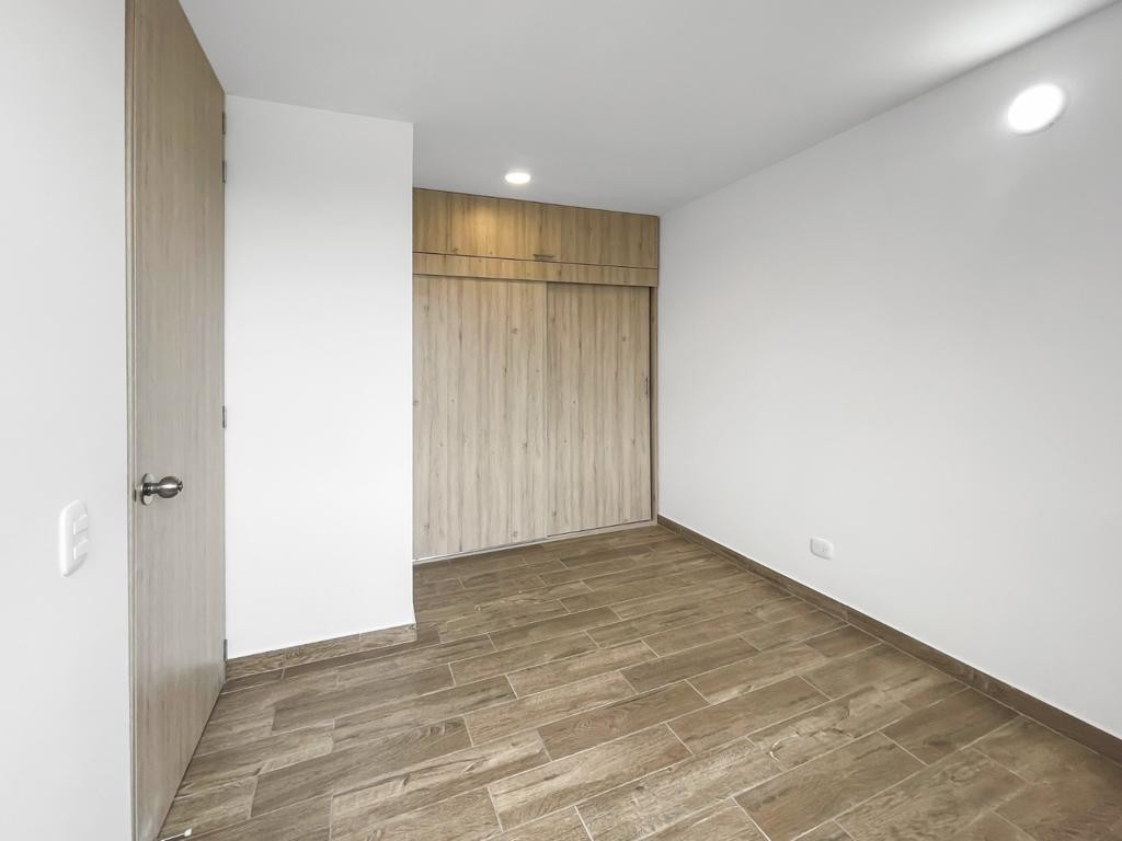 Apartamento en venta en Toberin, Bogotá · foto 6 de 17