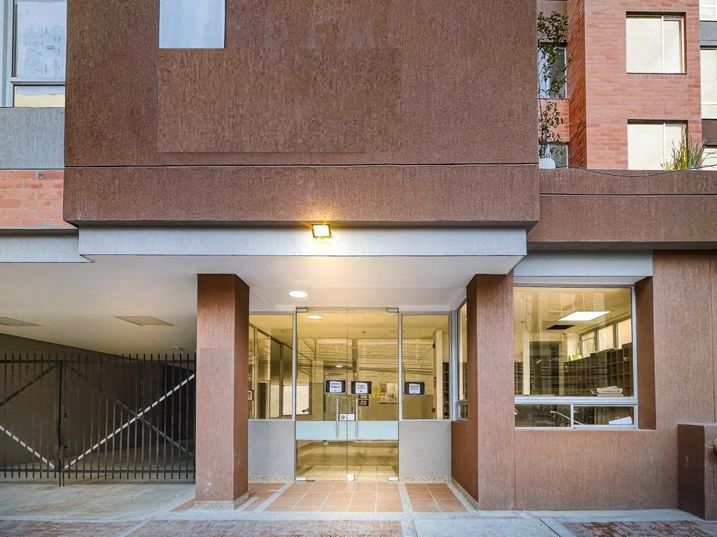 Apartamento en venta en Toberin, Bogotá · foto 2 de 17