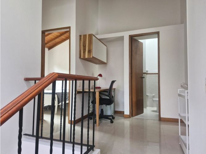 Casa de 3 alcobas en venta en Gualanday, Rionegro, 140 m² · foto 3 de 12