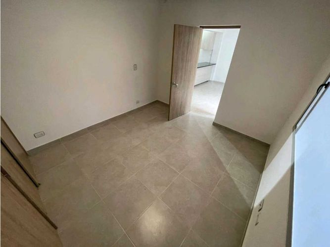 Local en arriendo en El Velodromo, Medellín, 90 m² · foto 8 de 15