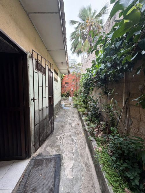 Casa de 5 alcobas en venta en El Carmen, Barranquilla, 450 m² · foto 10 de 10