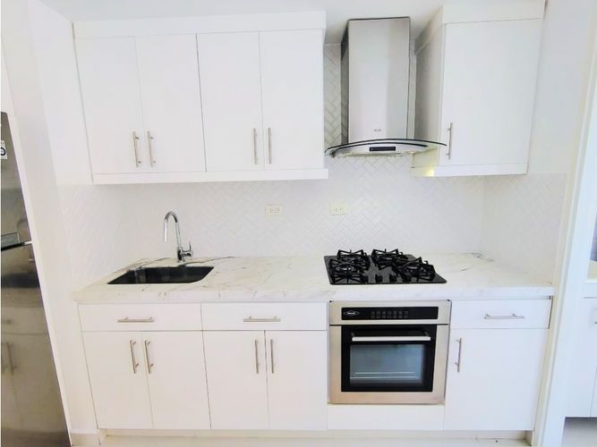 Apartamento de 3 alcobas en arriendo en Viviendas Del Sur, Medellín, 75 m² · foto 3 de 24