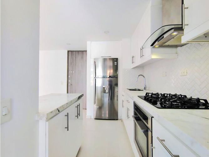 Apartamento de 3 alcobas en arriendo en Viviendas Del Sur, Medellín, 75 m² · foto 4 de 24