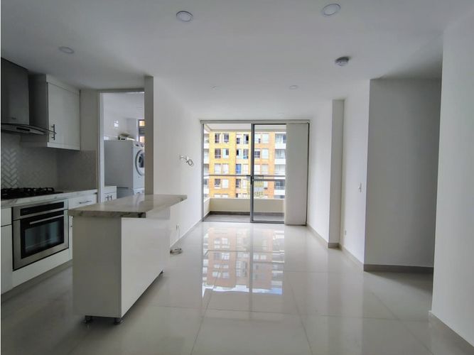 Apartamento de 3 alcobas en arriendo en Viviendas Del Sur, Medellín, 75 m² · foto 6 de 24