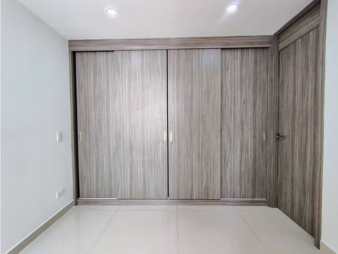 Apartamento de 3 alcobas en arriendo en Viviendas Del Sur, Medellín, 75 m² · foto 12 de 24