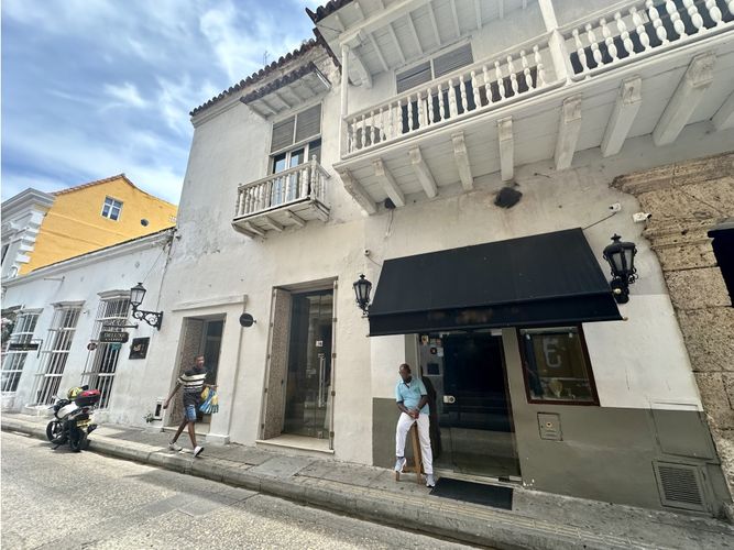 Casa de 13 alcobas en venta en El Centro, Cartagena, 1013 m² · foto 2 de 24