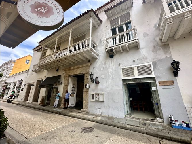 Casa de 13 alcobas en venta en El Centro, Cartagena, 1013 m² · foto 3 de 24