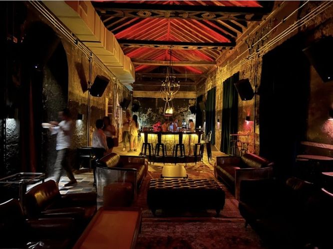 Casa de 13 alcobas en venta en El Centro, Cartagena, 1013 m² · foto 17 de 24