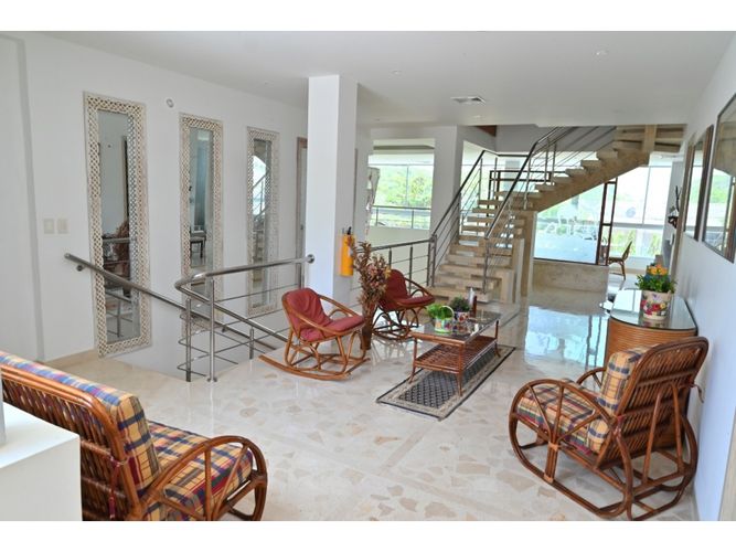 Casa de 6 alcobas en venta en Manzanillo, Cartagena, 1075 m² · foto 14 de 24