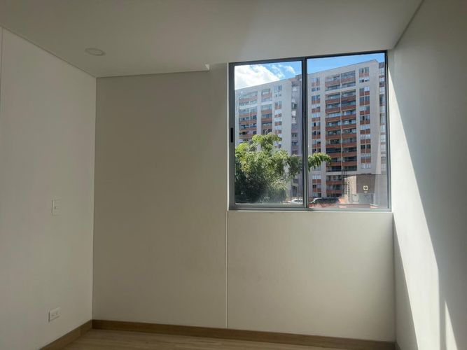 Apartamento de 2 alcobas en arriendo en Camino Verde, Envigado, 68 m² · foto 11 de 14