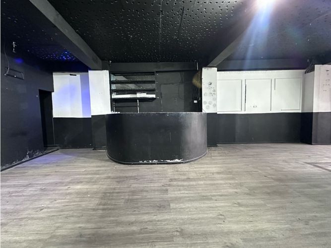 Local en arriendo en Manrique Central, Medellín, 97 m² · foto 5 de 10