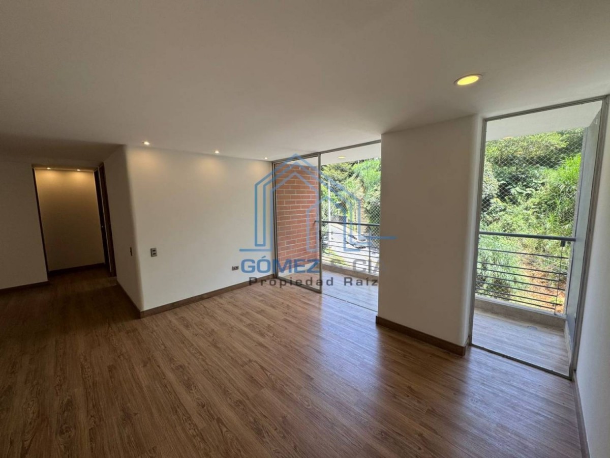 Apartamento en venta en Loma Del Esmeraldal, Envigado · foto 4 de 16