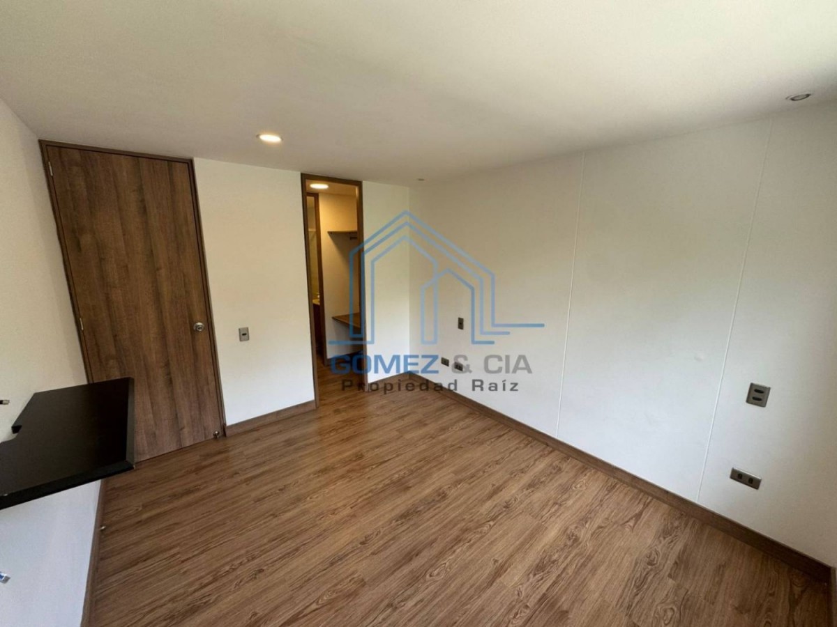 Apartamento en venta en Loma Del Esmeraldal, Envigado · foto 8 de 16