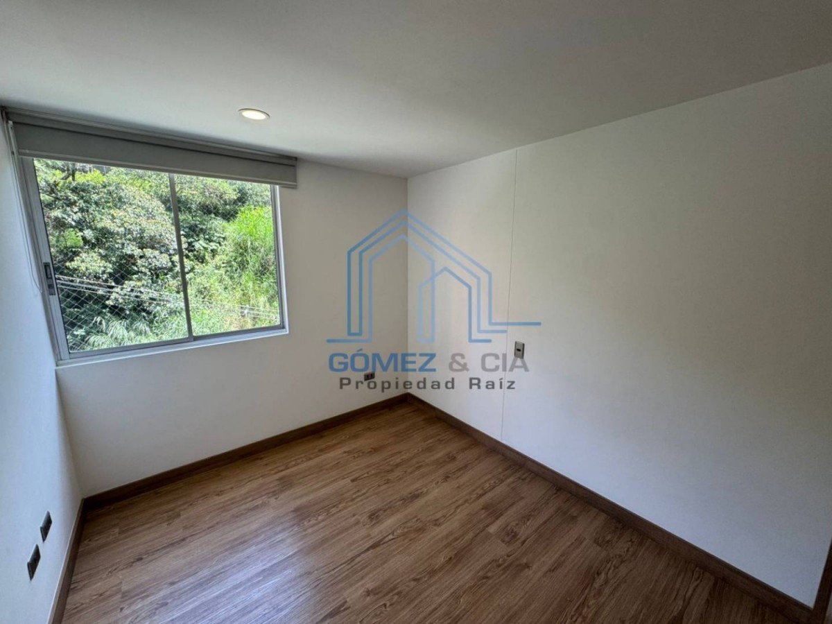 Apartamento en venta en Loma Del Esmeraldal, Envigado · foto 12 de 16