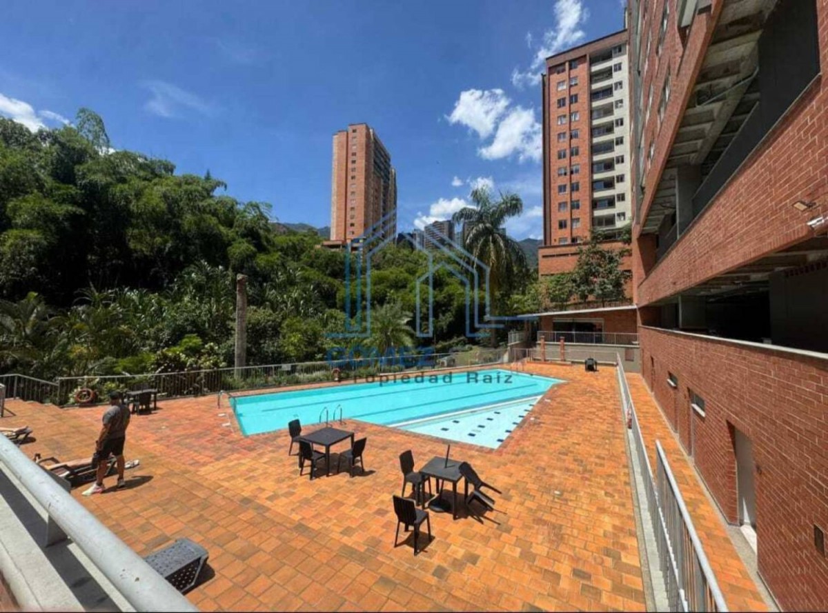 Apartamento en venta en Loma Del Esmeraldal, Envigado · foto 15 de 16
