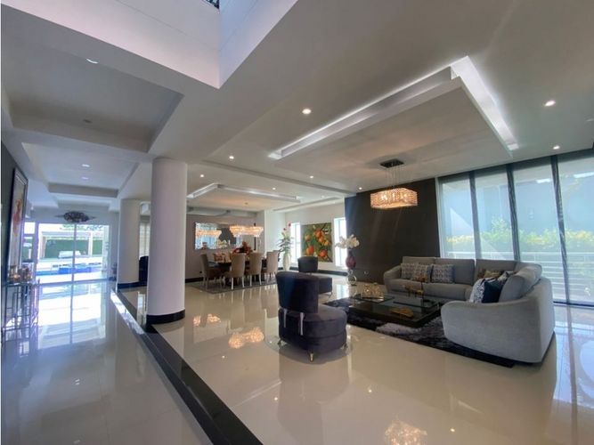 Casa de 4 alcobas en venta en Pance, Cali, 850 m² · foto 3 de 13