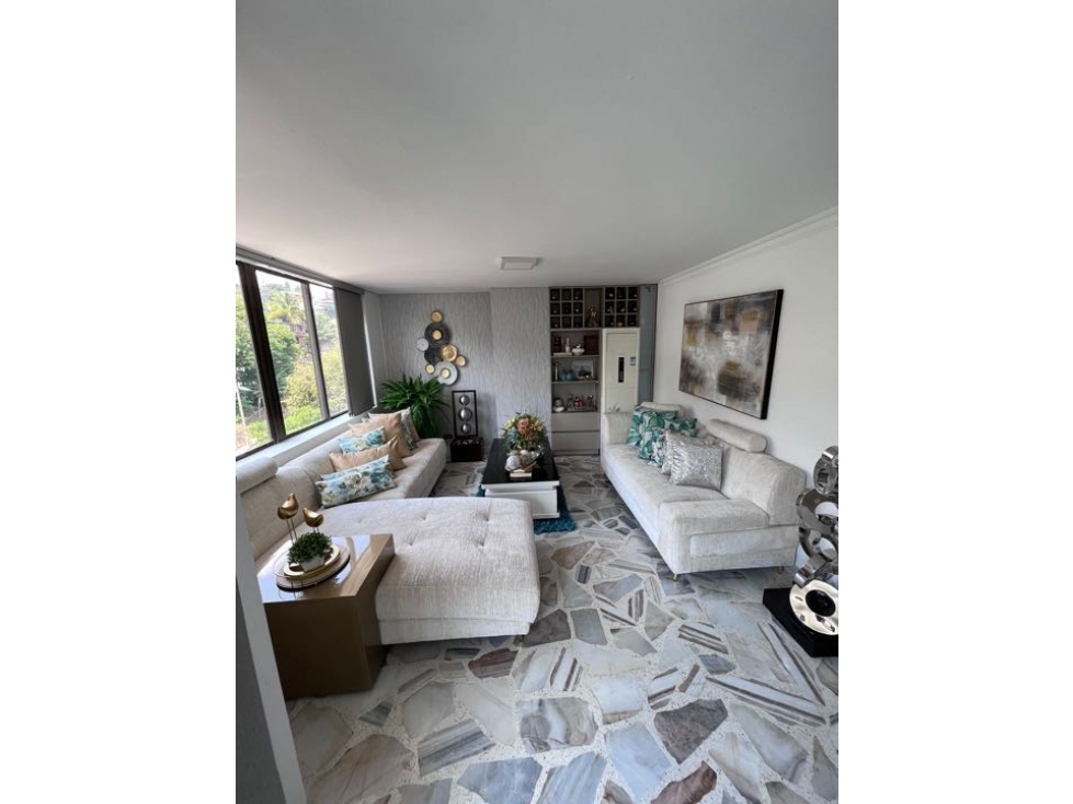 Apartamento en Venta en Miraflores, Cali