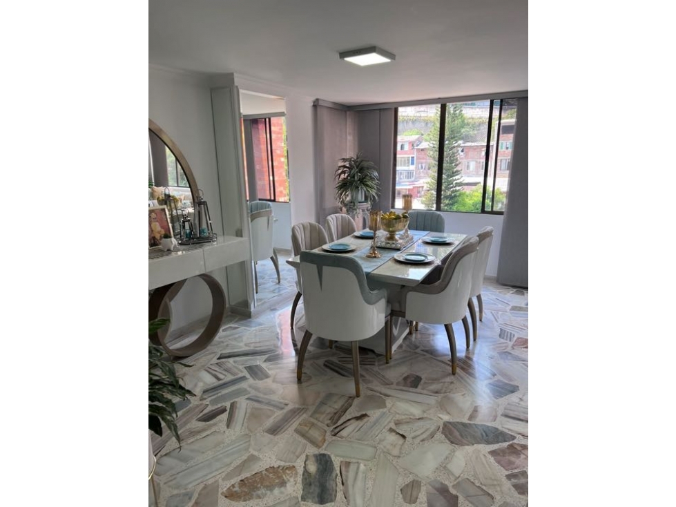 Apartamento en venta en Miraflores, Cali · foto 3 de 20