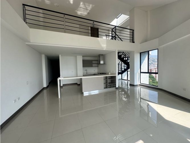 Apartamento de 3 alcobas en venta en Cuarto De Legua - Guadalupe, Cali, 206 m² · foto 3 de 24