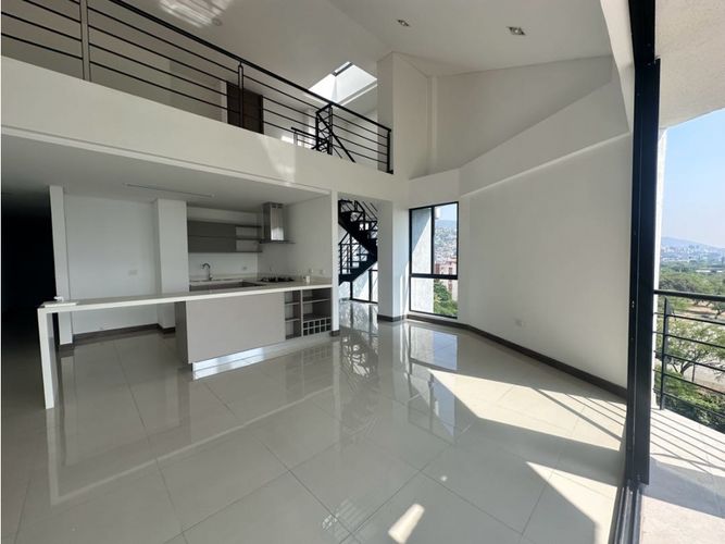 Apartamento de 3 alcobas en venta en Cuarto De Legua - Guadalupe, Cali, 206 m² · foto 4 de 24