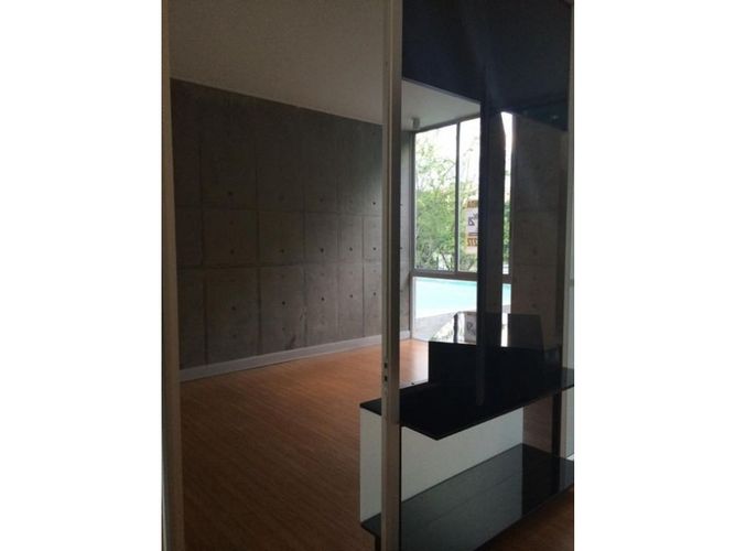 Apartamento de 1 alcoba en venta en Ciudad Jardin, Cali, 51 m² · foto 2 de 12
