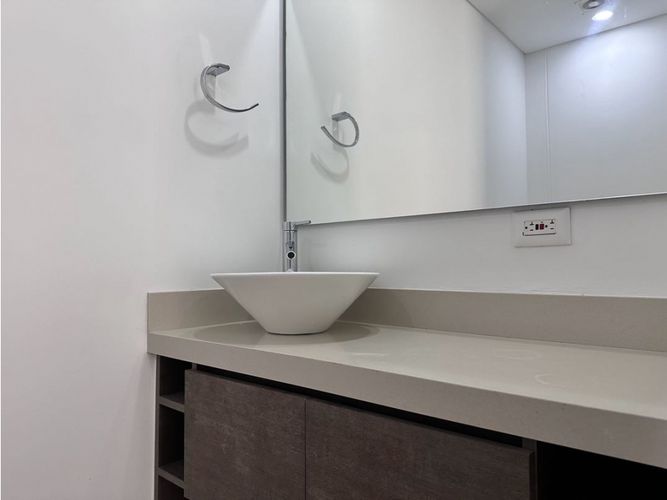Apartamento de 3 alcobas en venta en Cuarto De Legua - Guadalupe, Cali, 206 m² · foto 17 de 24