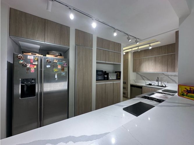 Casa de 3 alcobas en venta en Panamericano, Jamundí, 240 m² · foto 10 de 18