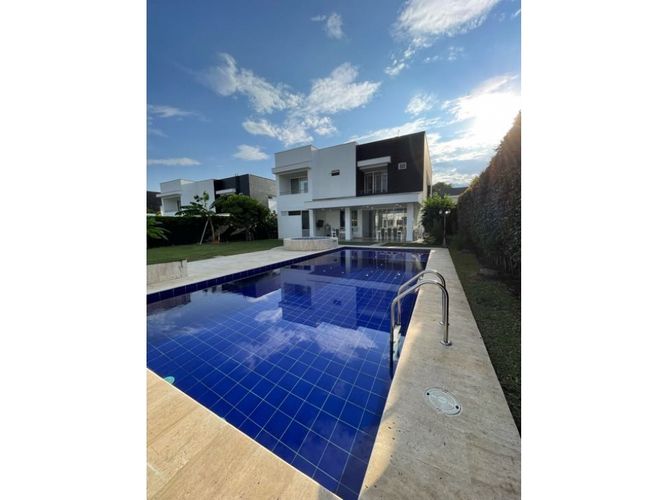 Casa de 5 alcobas en venta en Pance, Cali, 550 m² · foto 2 de 21