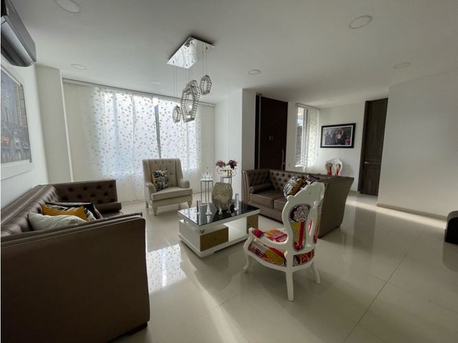 Casa de 5 alcobas en venta en Pance, Cali, 550 m² · foto 4 de 21