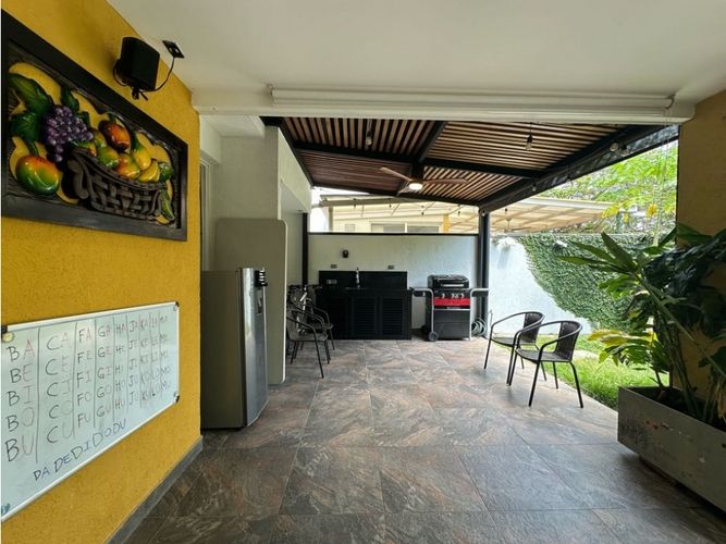 Casa de 3 alcobas en venta en Panamericano, Jamundí, 240 m² · foto 17 de 18