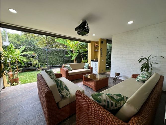 Casa de 3 alcobas en venta en Panamericano, Jamundí, 240 m² · foto 18 de 18