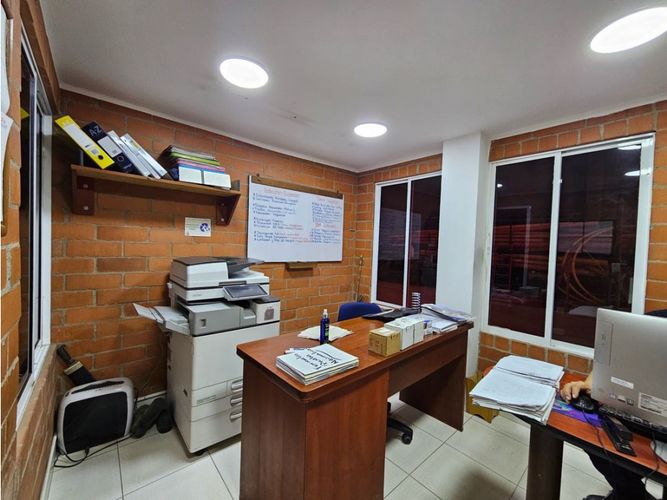 Bodega en venta en Juanchito, Candelaria, 349 m² · foto 5 de 12