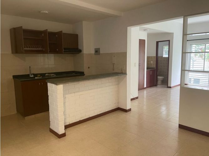 Edificio en venta en La Flora, Cali, 692 m² · foto 17 de 22