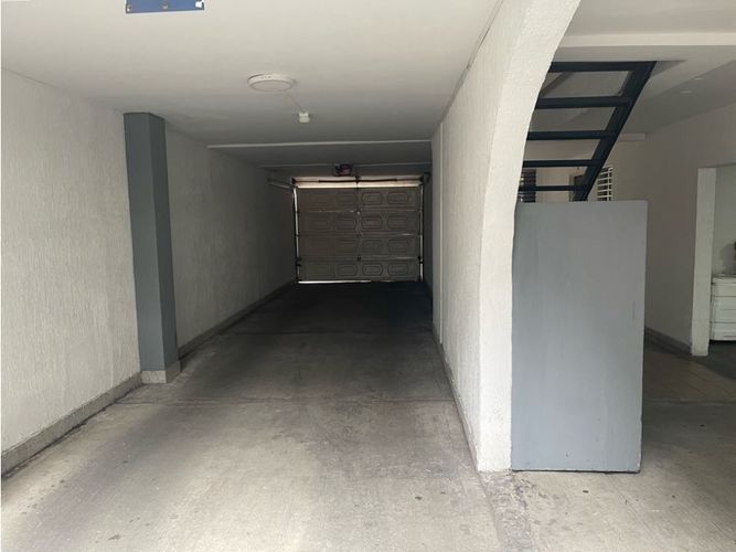 Edificio en venta en La Flora, Cali, 692 m² · foto 21 de 22