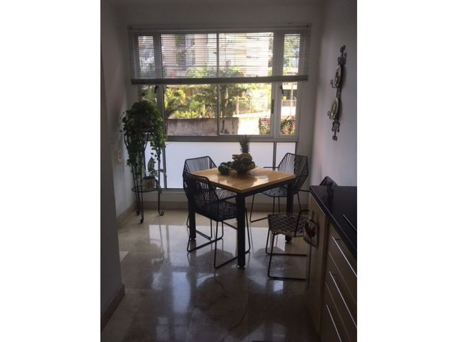 Apartamento de 3 alcobas en venta en Cristales, Cali, 191 m² · foto 6 de 15