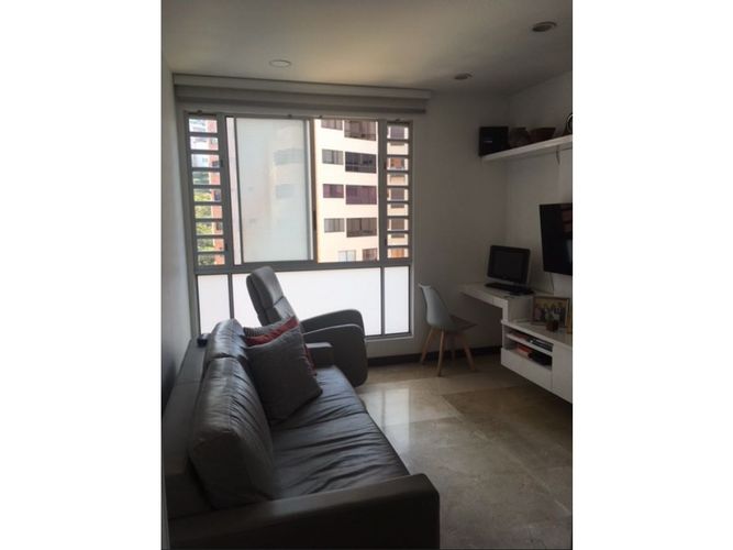 Apartamento de 3 alcobas en venta en Cristales, Cali, 191 m² · foto 7 de 15