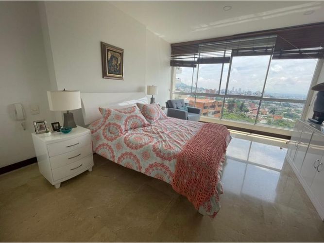 Apartamento de 3 alcobas en venta en Cristales, Cali, 191 m² · foto 8 de 15