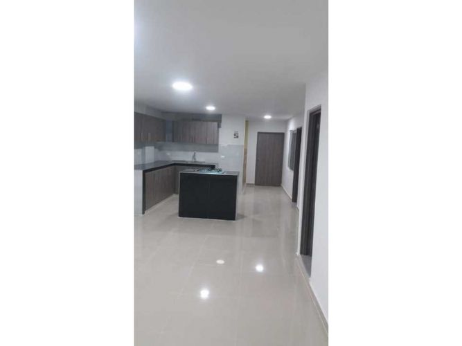 Edificio en venta en El Gran Limonar Cataya, Cali, 450 m² · foto 3 de 22