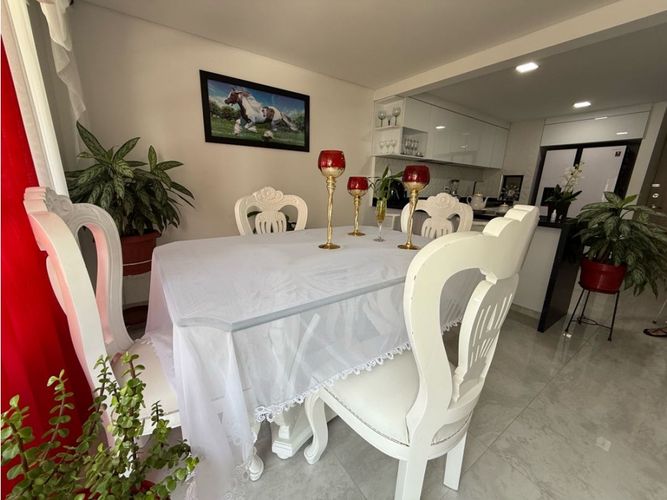 Apartamento de 3 alcobas en venta en Bochalema, Cali, 86 m² · foto 3 de 11