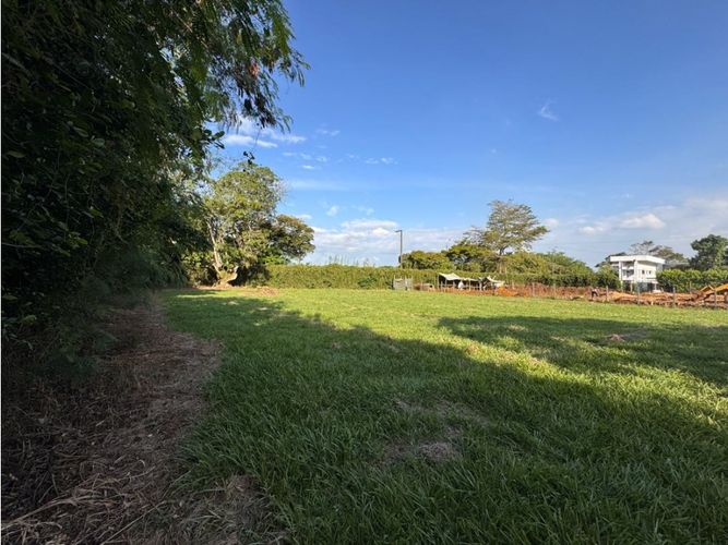 Lote en venta en La Viga, Cali, 2702 m² · foto 3 de 18