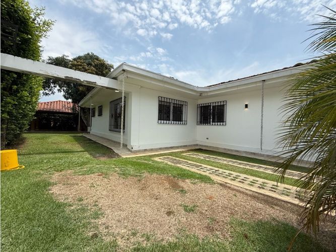Casa de 4 alcobas en venta en Ciudad Jardin, Cali, 600 m² · foto 7 de 24