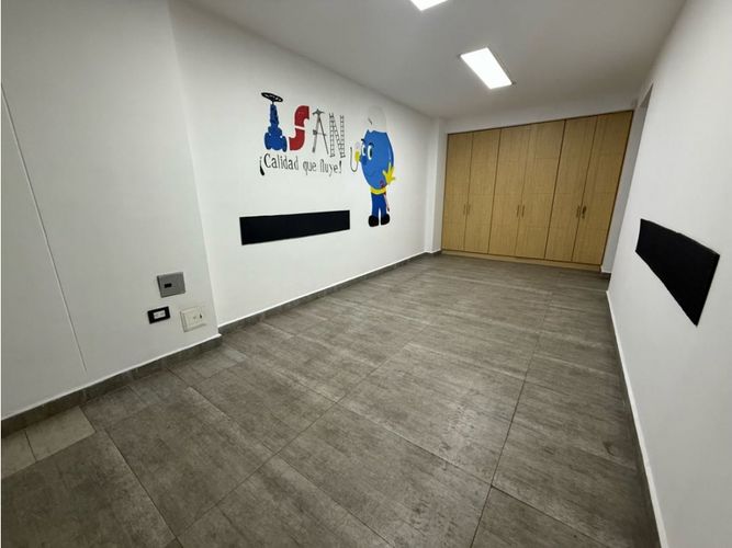 Edificio en arriendo en Colseguros Andes, Cali, 573 m² · foto 3 de 15