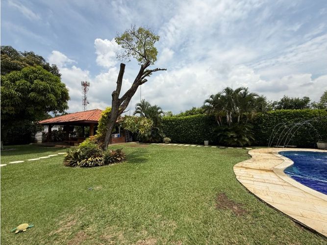 Casa de 4 alcobas en venta en Ciudad Jardin, Cali, 600 m² · foto 17 de 24